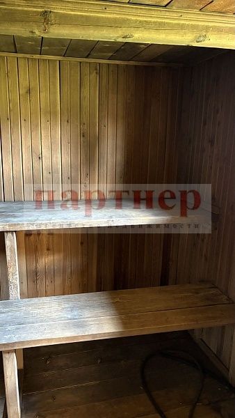 ул. Вишневая, с/т Майское, земельный участок с летним домом