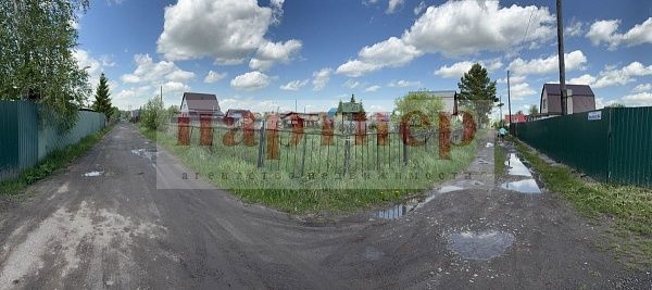ул. Вишневая, с/т Майское, земельный участок с летним домом