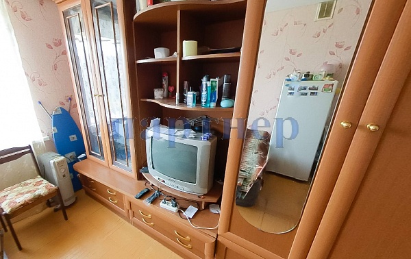 ул. Республики, д. 218, комната в общежитии (коммунального типа) ул. Республики, д. 218, комната в общежитии (коммунального типа)